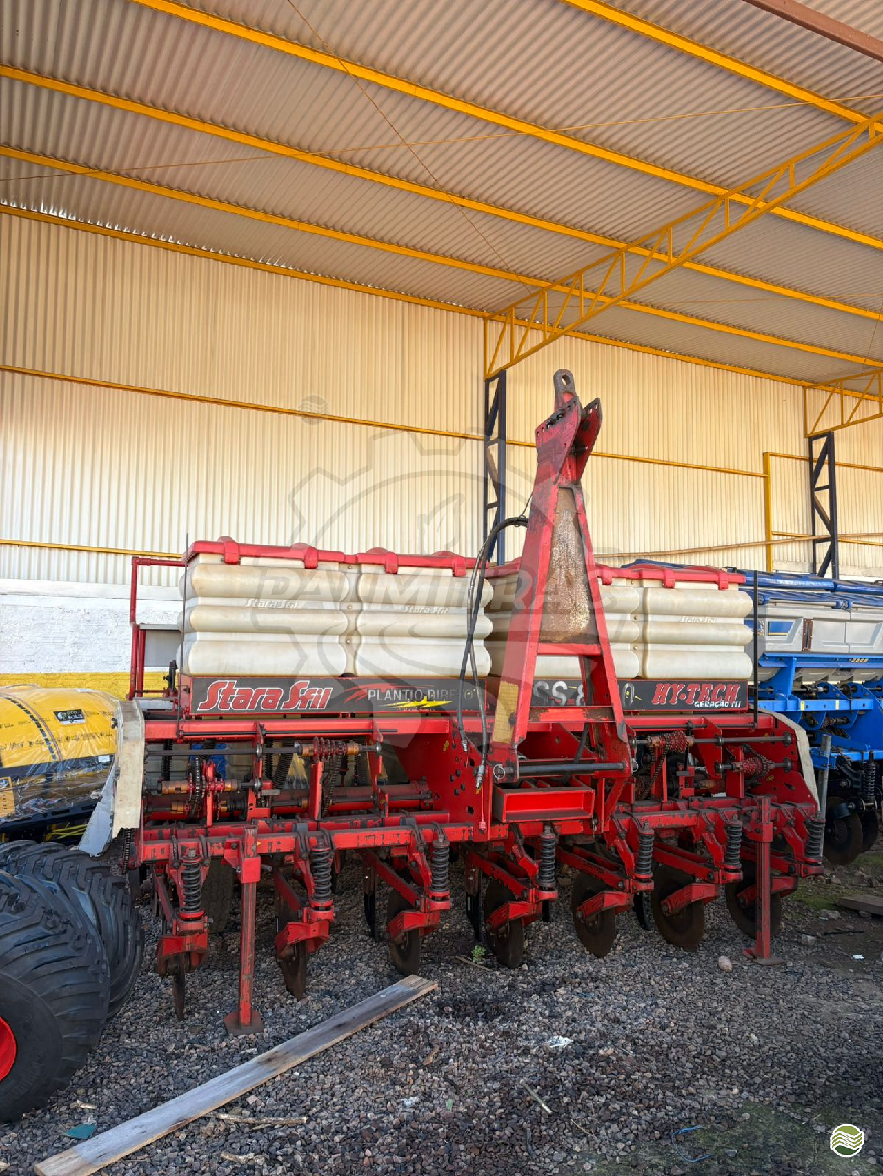 PLANTADEIRA SFIL SFIL HY-TECH SS 8000 Palmitrac - New Holland PALMEIRA DAS MISSOES RIO GRANDE DO SUL RS